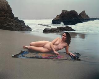 Malerie Marder - Untitled (Self-Portrait At The Beach), 2000