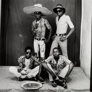 Malick Sidibé - \'Les Amis Des Espagnols\', 1968