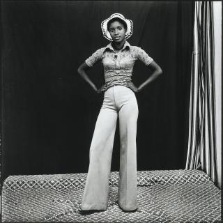 Malick Sidibé - Mon Chapeau, Pattes D\'Éléphant