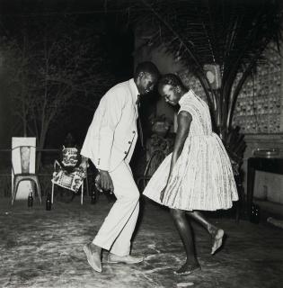 Malick Sidibé - Nuit de Noël (Happy-club), 1963