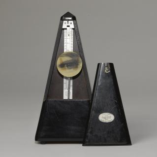 Man Ray - Perpetual Motif