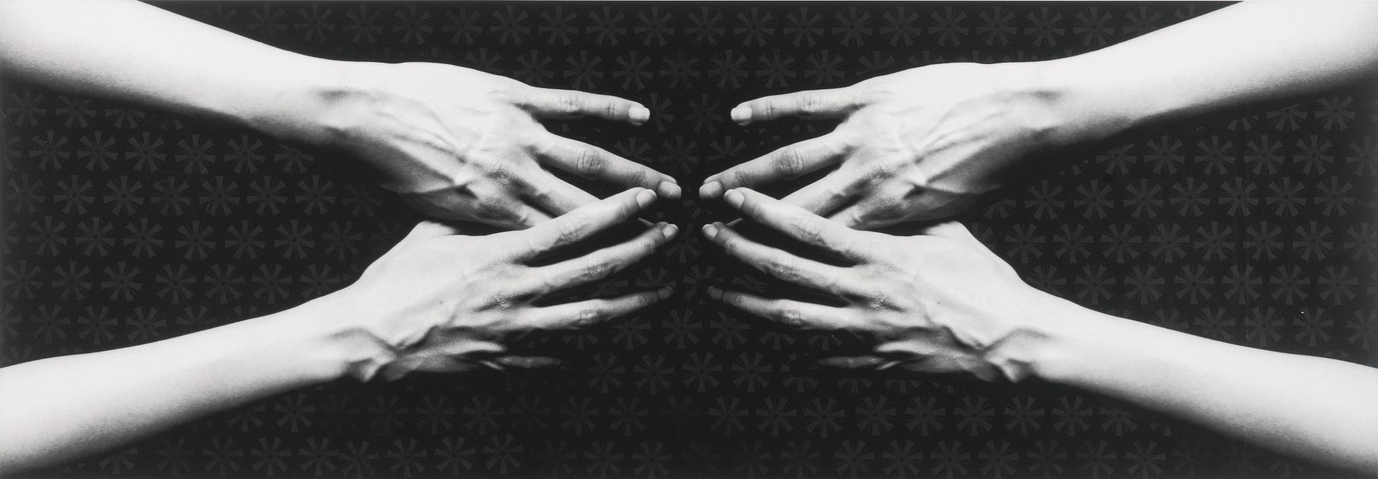 Manal Al Dowayan - A Hand Claps A Hand Waves Ii