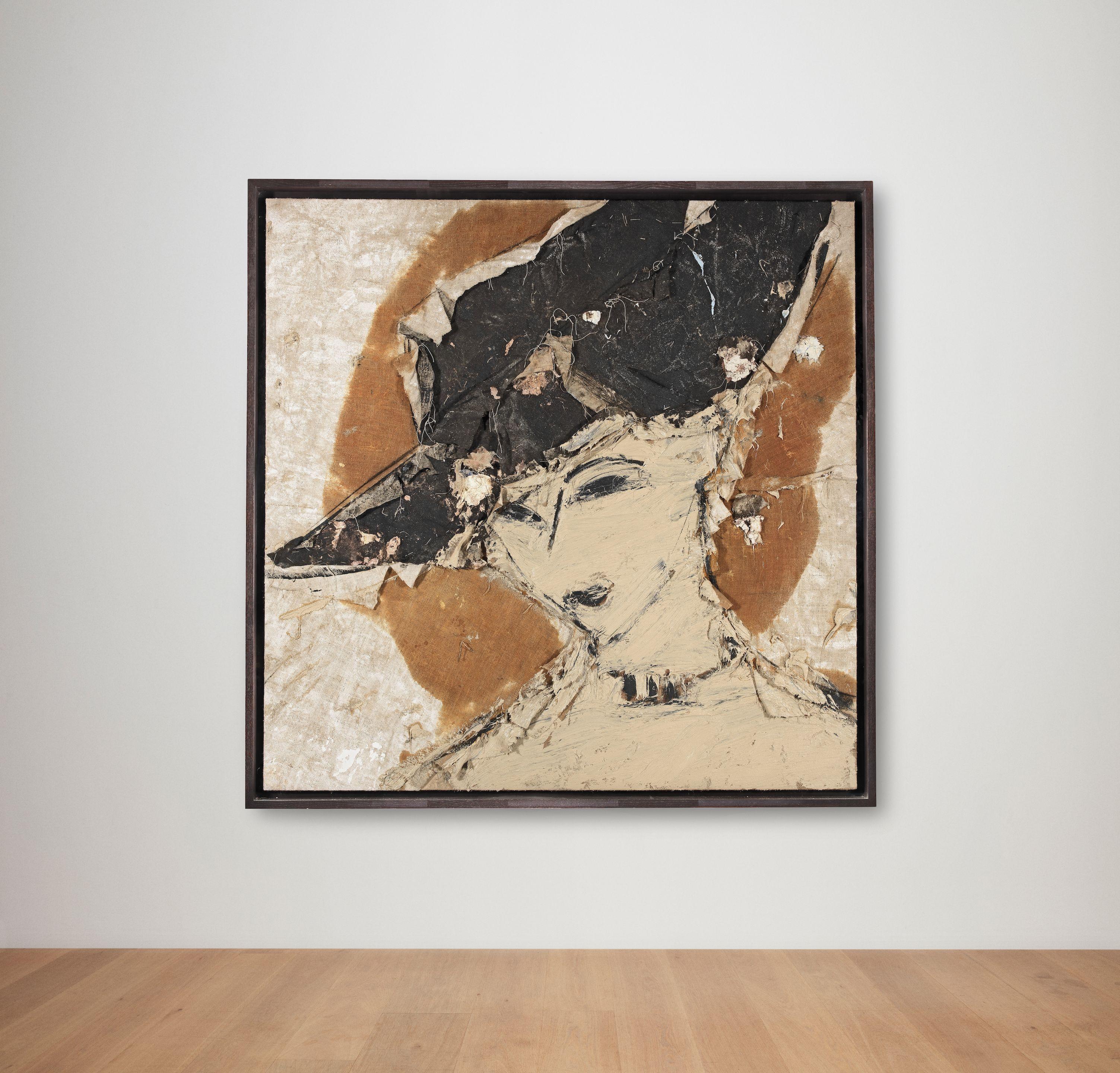 Manolo Valdés - Retrato con sombrero sobre fondo amarillo