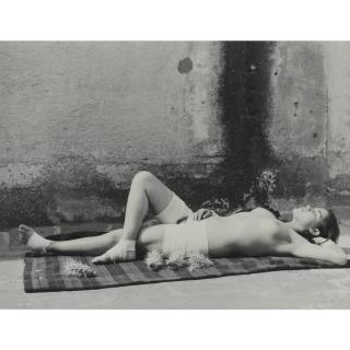 Manuel Álvarez Bravo - La Buena Fama Durmiendo