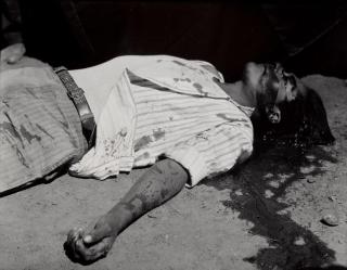 Manuel Alvarez Bravo - Obrero En Huelga Assasinado (Striking Worker Assassinated)