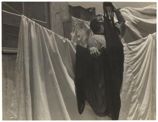 Manuel Álvarez Bravo - The Eclipse, 1933