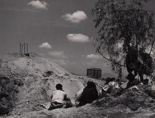 Manuel Alvarez Bravo - Untitled (Landscape with Workers)