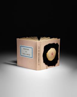 Marcel Duchamp - Le Surréalisme en 1947 (Prière de Toucher)