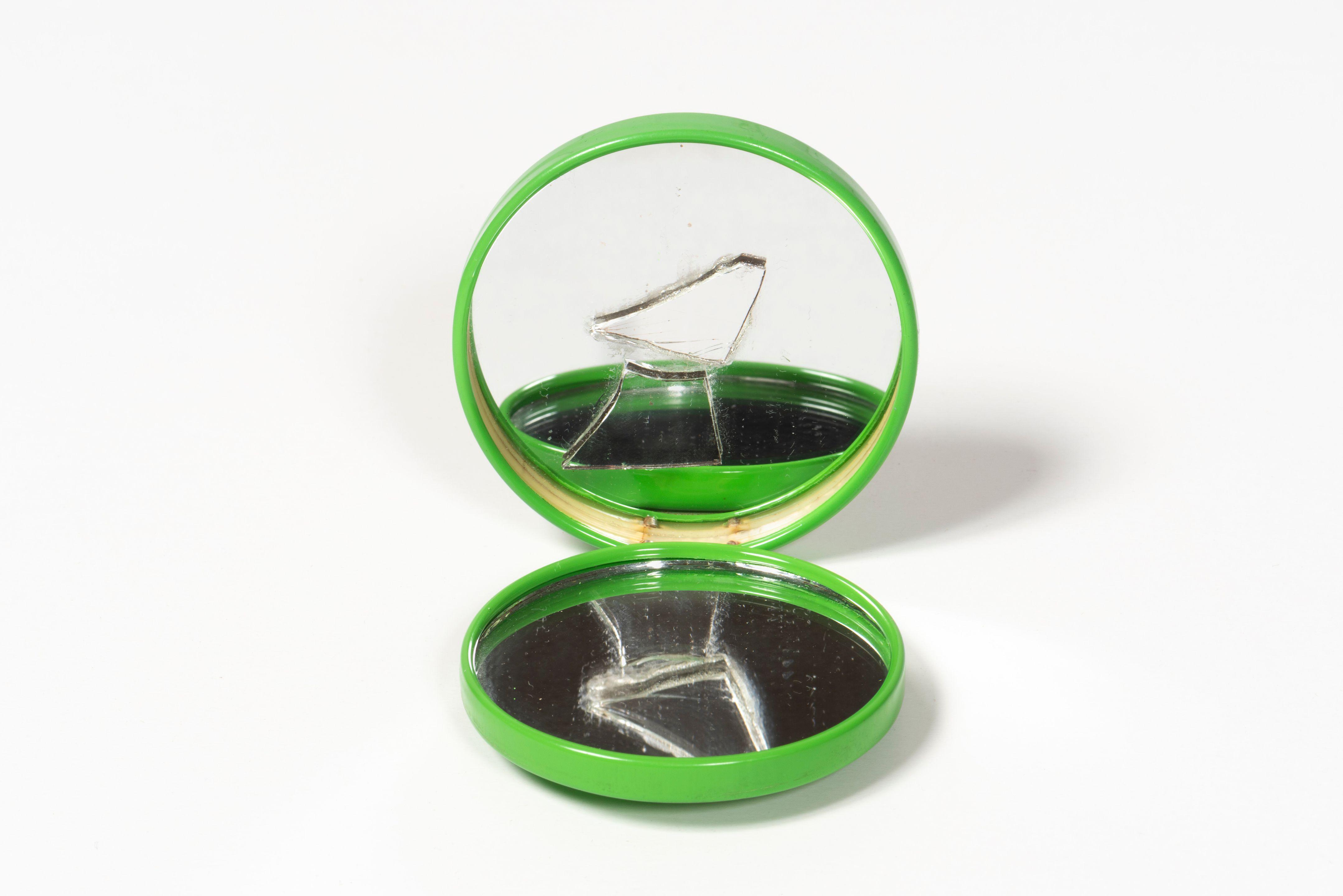 Marcel Mariën - Le miroir blessé