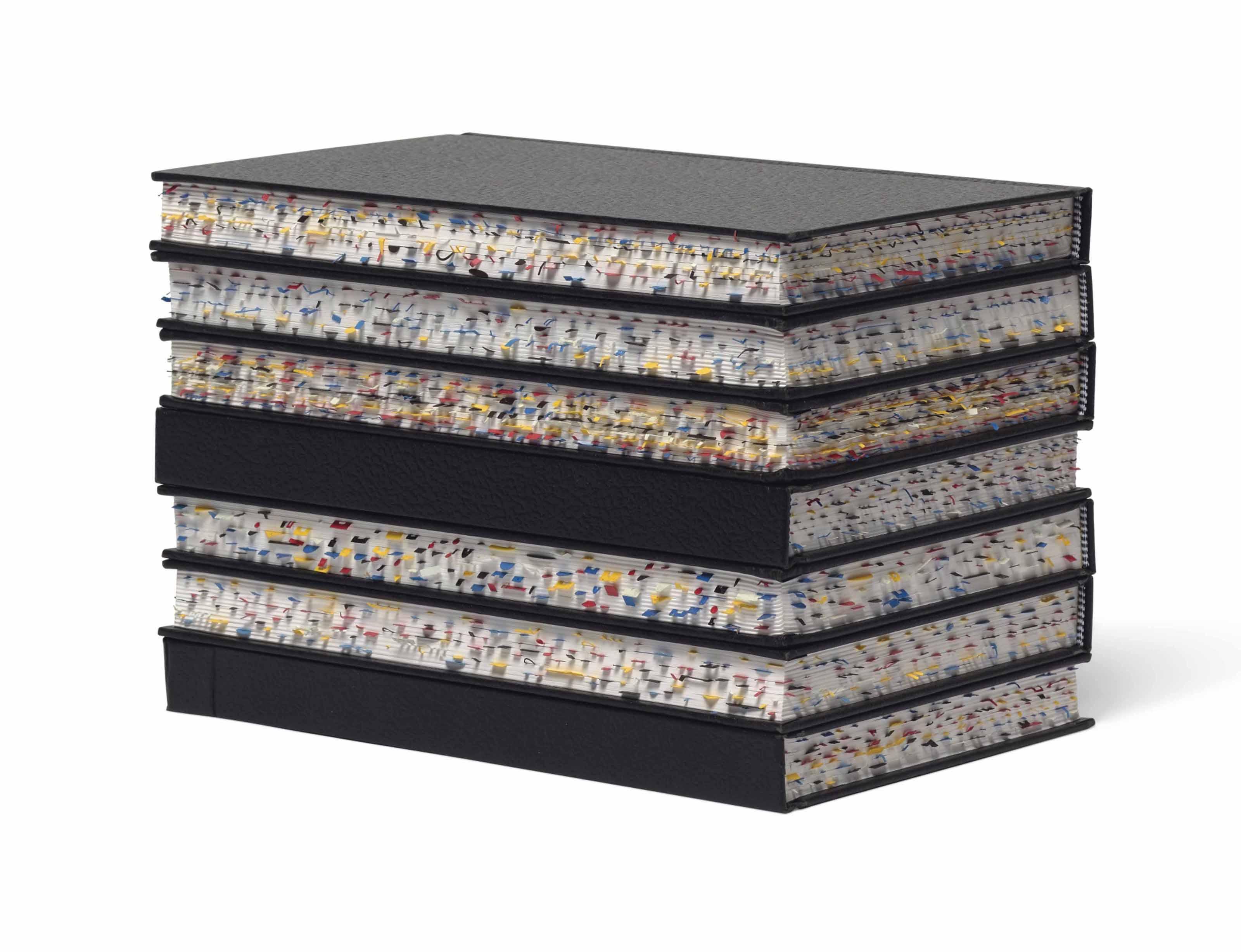 Marco Maggi - Stacking Alphabet