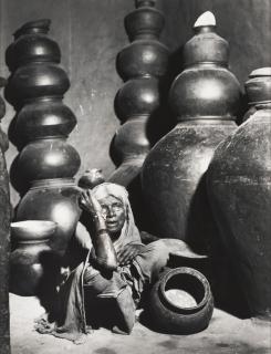 Margaret Bourke-White - Famine in India