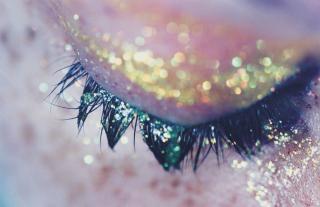 Marilyn Minter - Yellow Sparkle, 2007