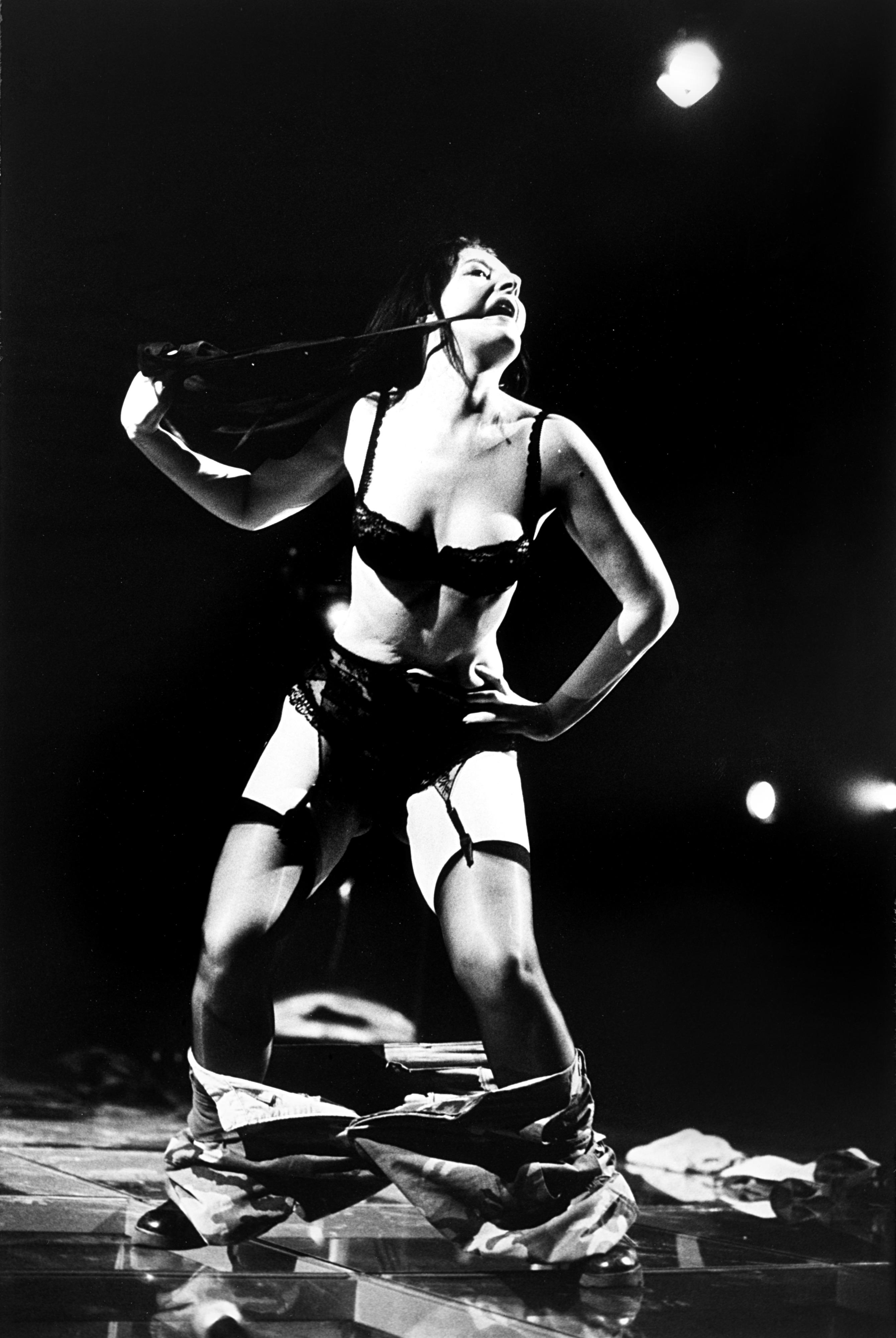 Marina Abramovic - Delusional 1994