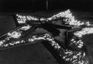 Marina Abramović - Rhythm 5 