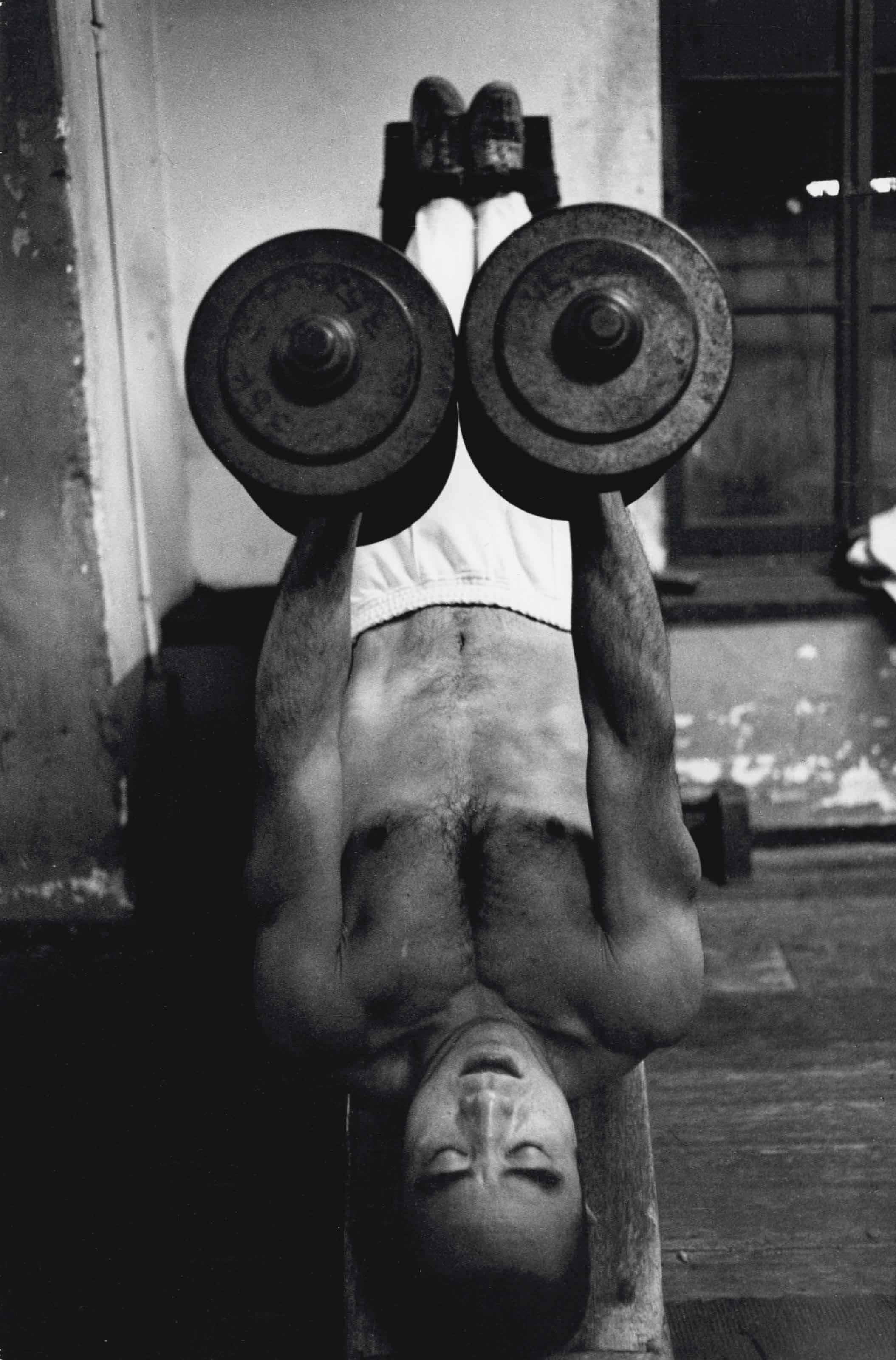 Mario De Biasi - Yukio Mishima, 1970