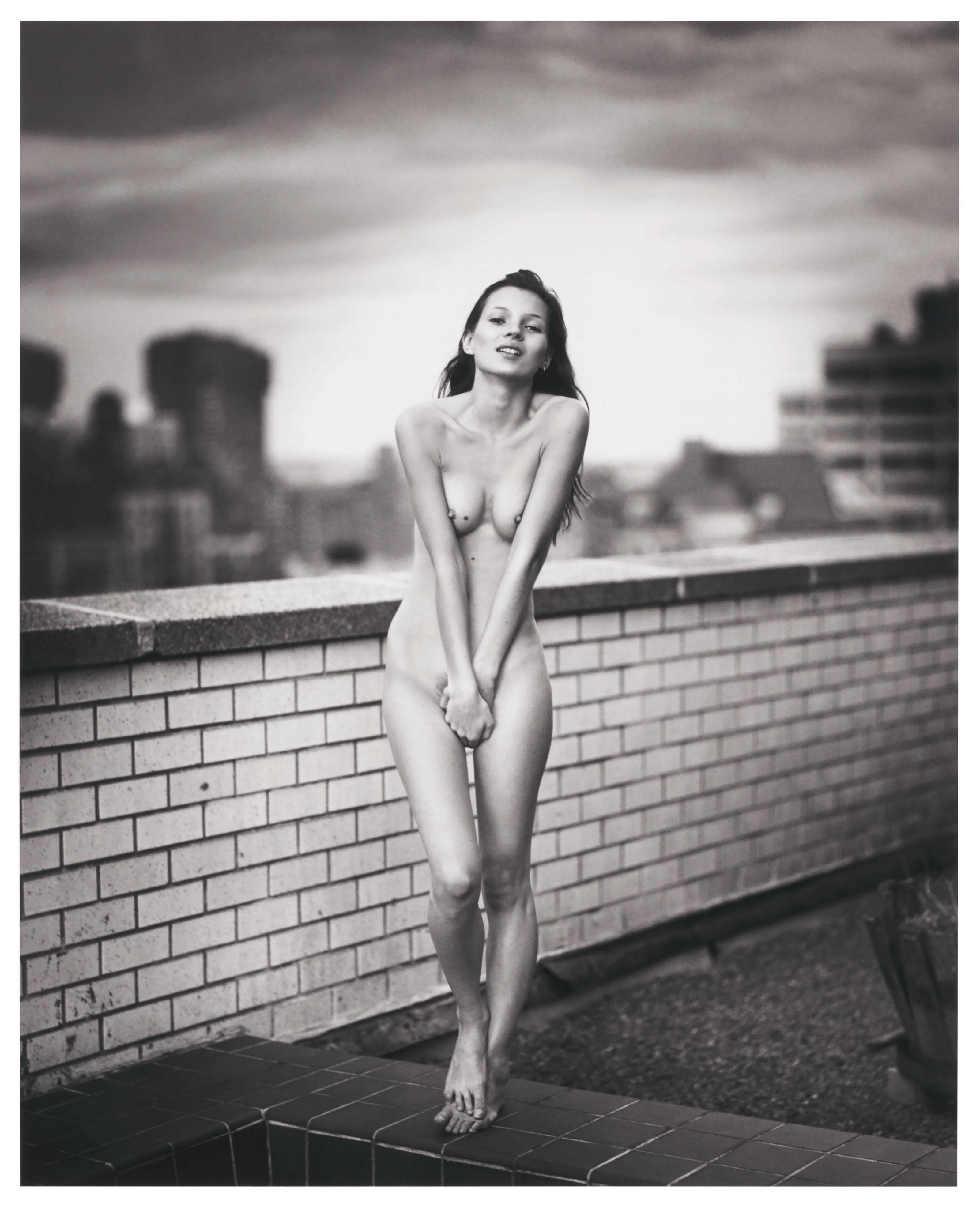 Mario Sorrenti - Kate on Roof, 1993