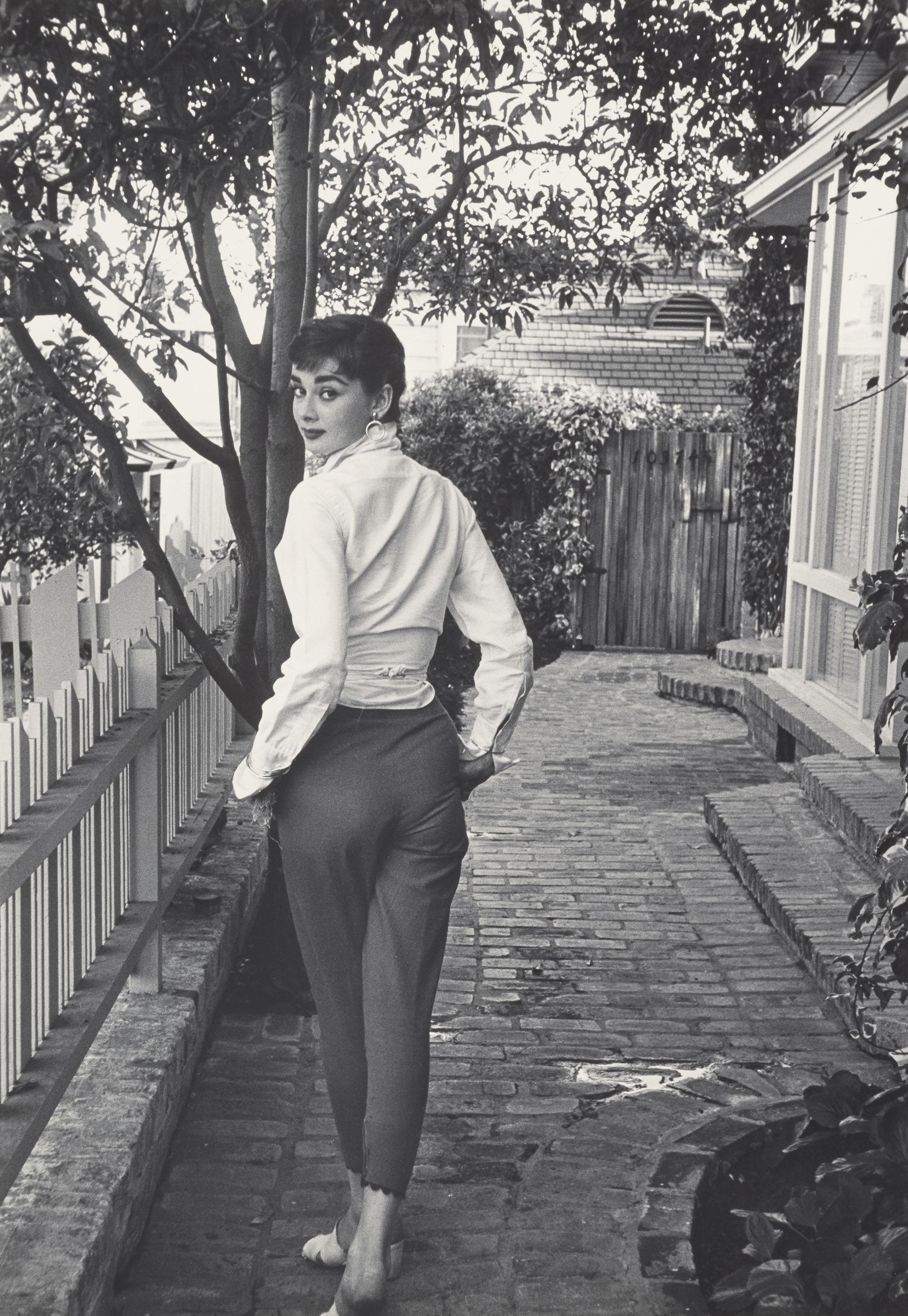 Mark Shaw - Audrey Hepburn, 1953