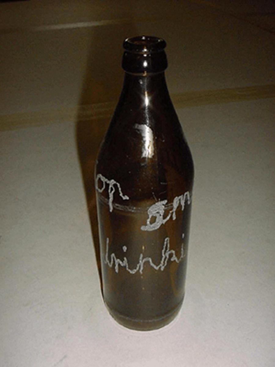 Marko Lehanka - Ohne Titel (Stop smoking, start drinking)