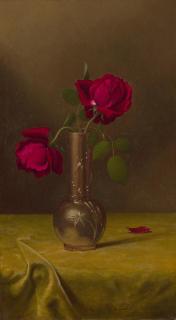 Martin Johnson Heade - Two Roses in a Metal Vase