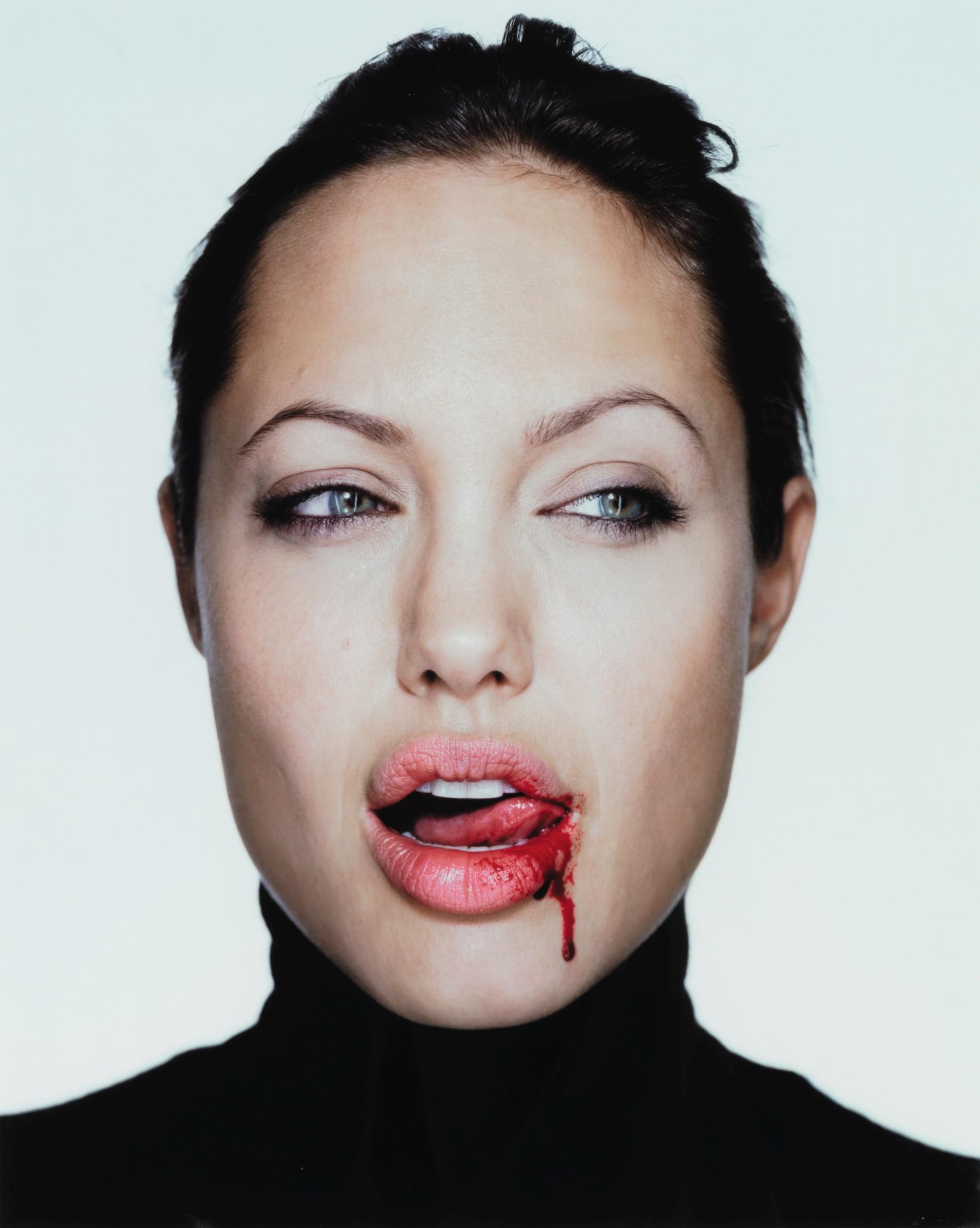 Martin Schoeller - Angelina Jolie With Blood, 2000