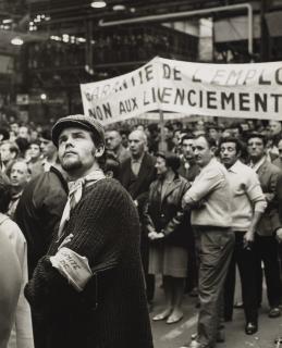 Martine Franck - Manifestation d\'ouvriers, Paris, 1968