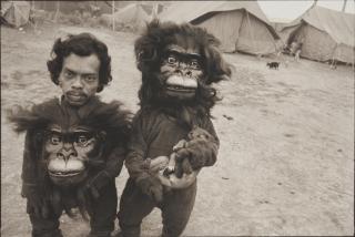 Mary Ellen Mark - Twin Brothers Tulsi and Basant, Great Famous Circus, Calcutta, India