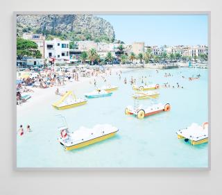Massimo Vitali - Mondello Paddle Boats