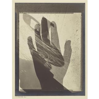 Maurice Tabard - Untitled (Multiple Exposure With Hand)