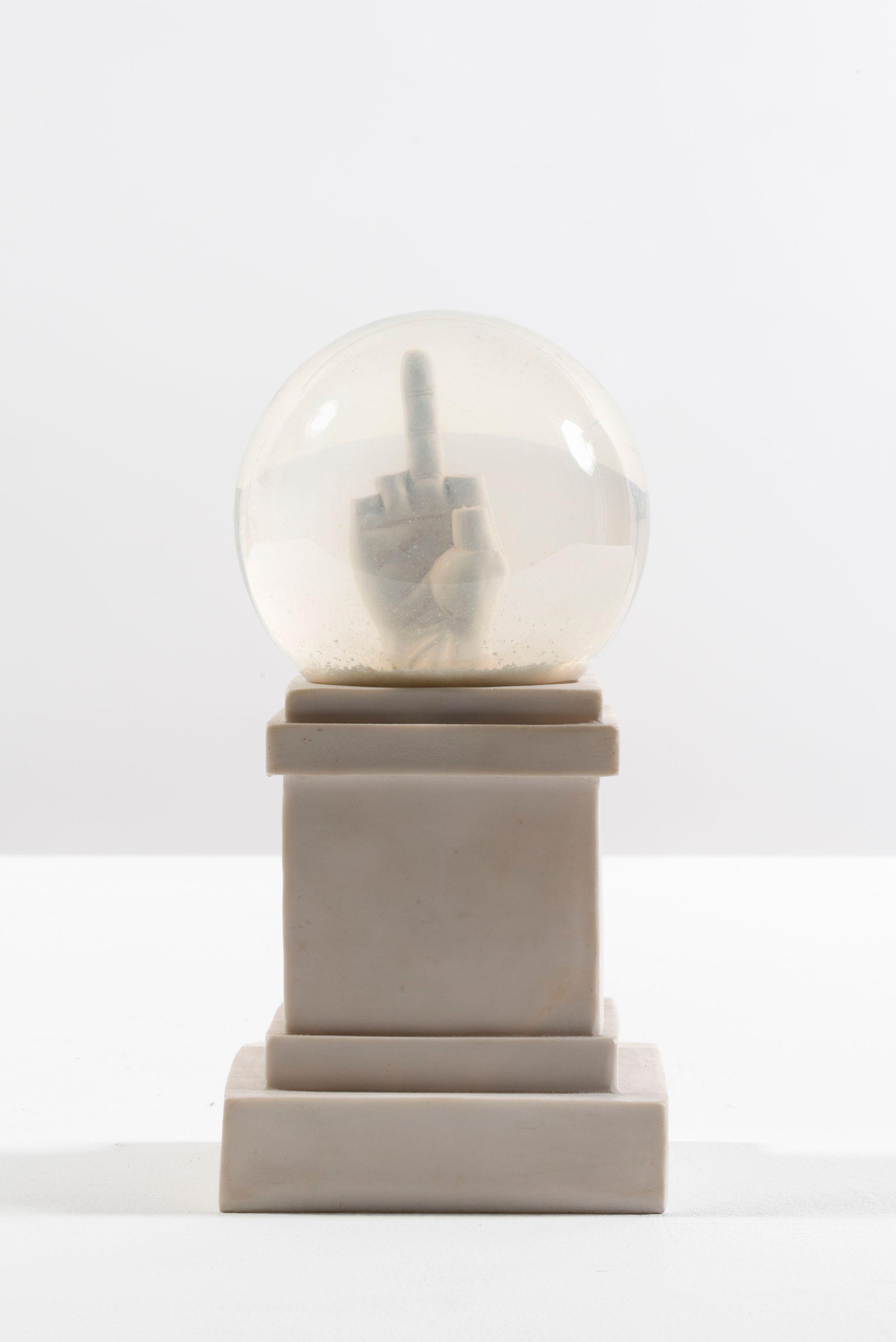 Maurizio Cattelan - Snowball Love, 2015