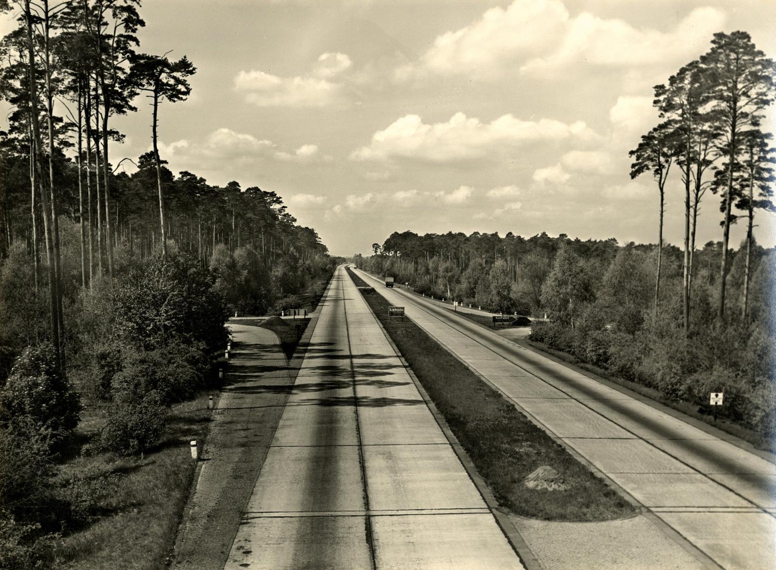 Max Baur - »Autobahn bei Lehnin«
