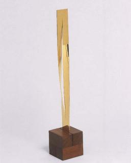 Max Bill - Unendliche Fläche in Form einer Säule, 1953/57 (kleine Ausführung)