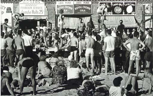 Max Yavno - Muscle Beach, C.1949