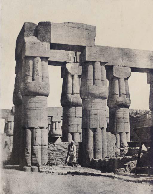 Maxime Du Camp - Thèbes, Louqsor, Groupe de colonnes dans le Palais