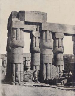 Maxime Du Camp - Thèbes, Louqsor, Groupe de colonnes dans le Palais