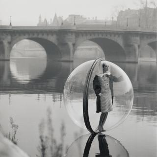 Melvin Sokolsky - ‘Bubble On The Seine, Paris\', 1963