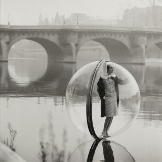 Melvin Sokolsky - \'Bubble, Seine, Paris\'