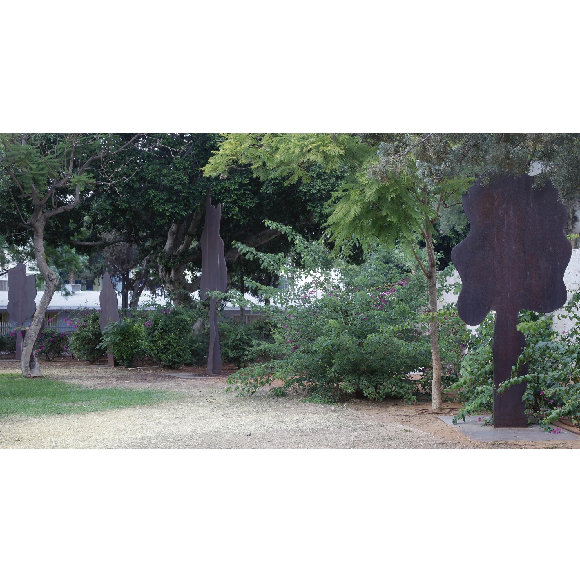 Menashe Kadishman - Eight Positive Trees