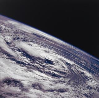 Michael Light - »Hurricane Gladys Over Gulf of Mexico: Photo by Walter Cunningham, Apollo 7, 1968\