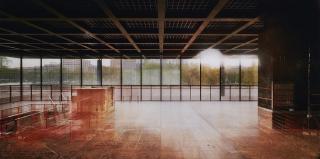 Michael Wesely - Neue Nationalgalerie (1.4.2016 - 26.4.2017).