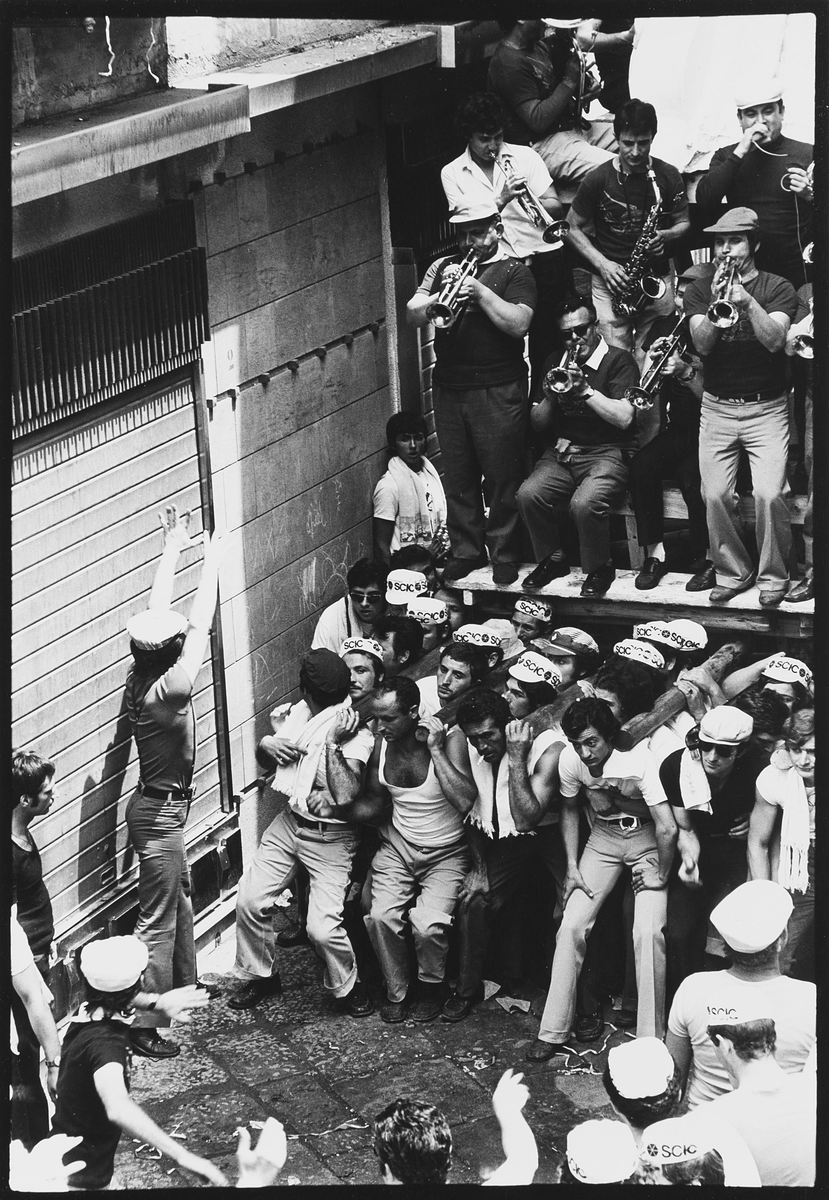 Mimmo Jodice - Feste popolari in Campania 1974