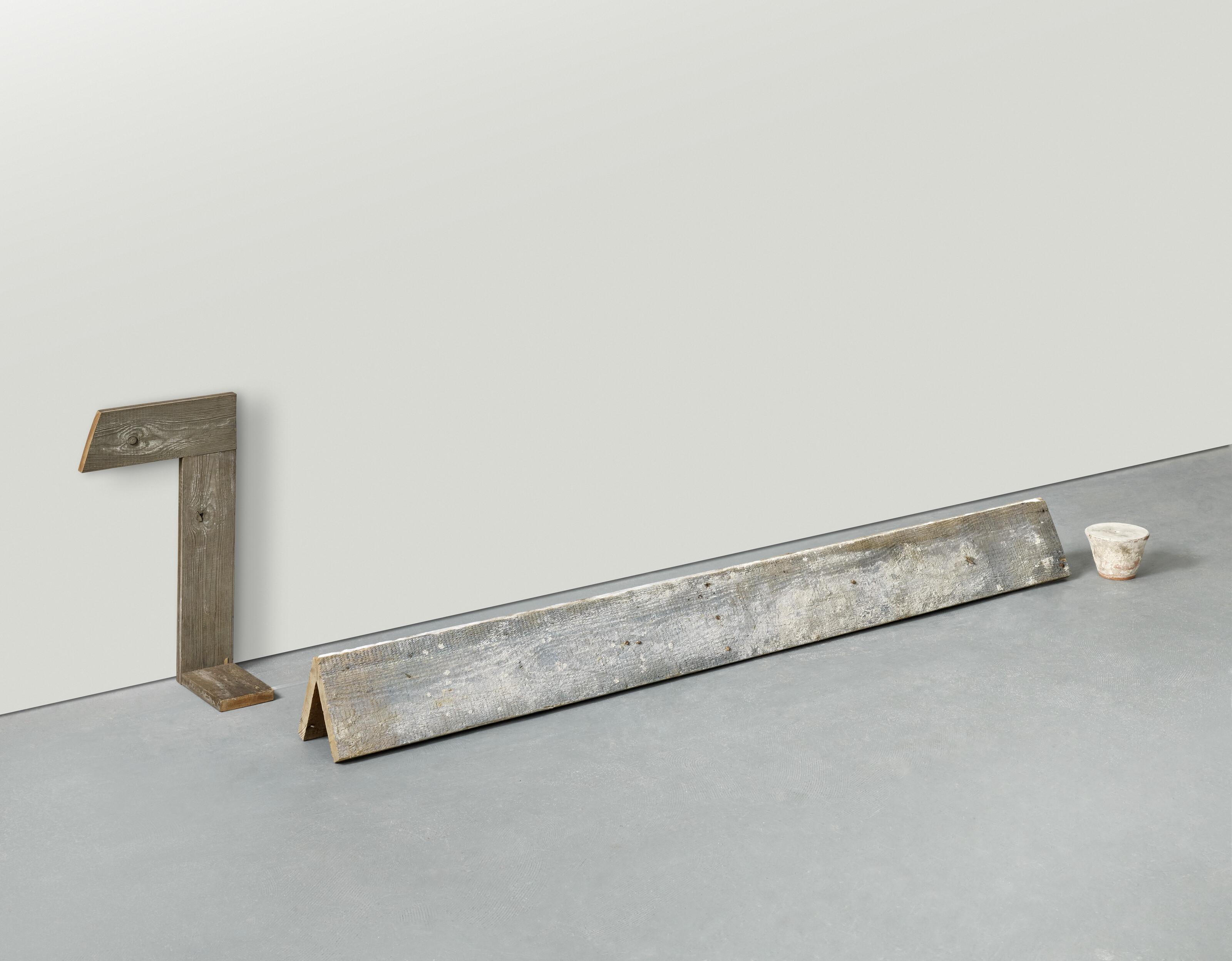 Miroslaw Balka - 183 x 16.5 x 16, 54.5 x 31 x 19, ø8 x 10 x ø14