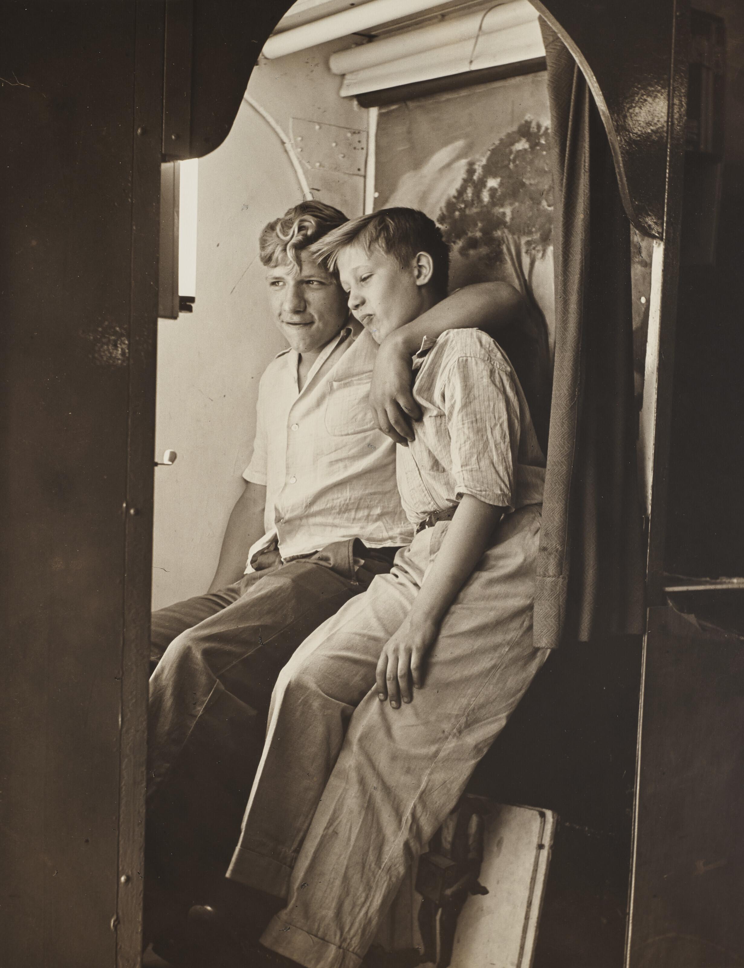 Morris Engel - Photo Booth, Coney Island (Fred Wagner - Shoeshine boy), 1947