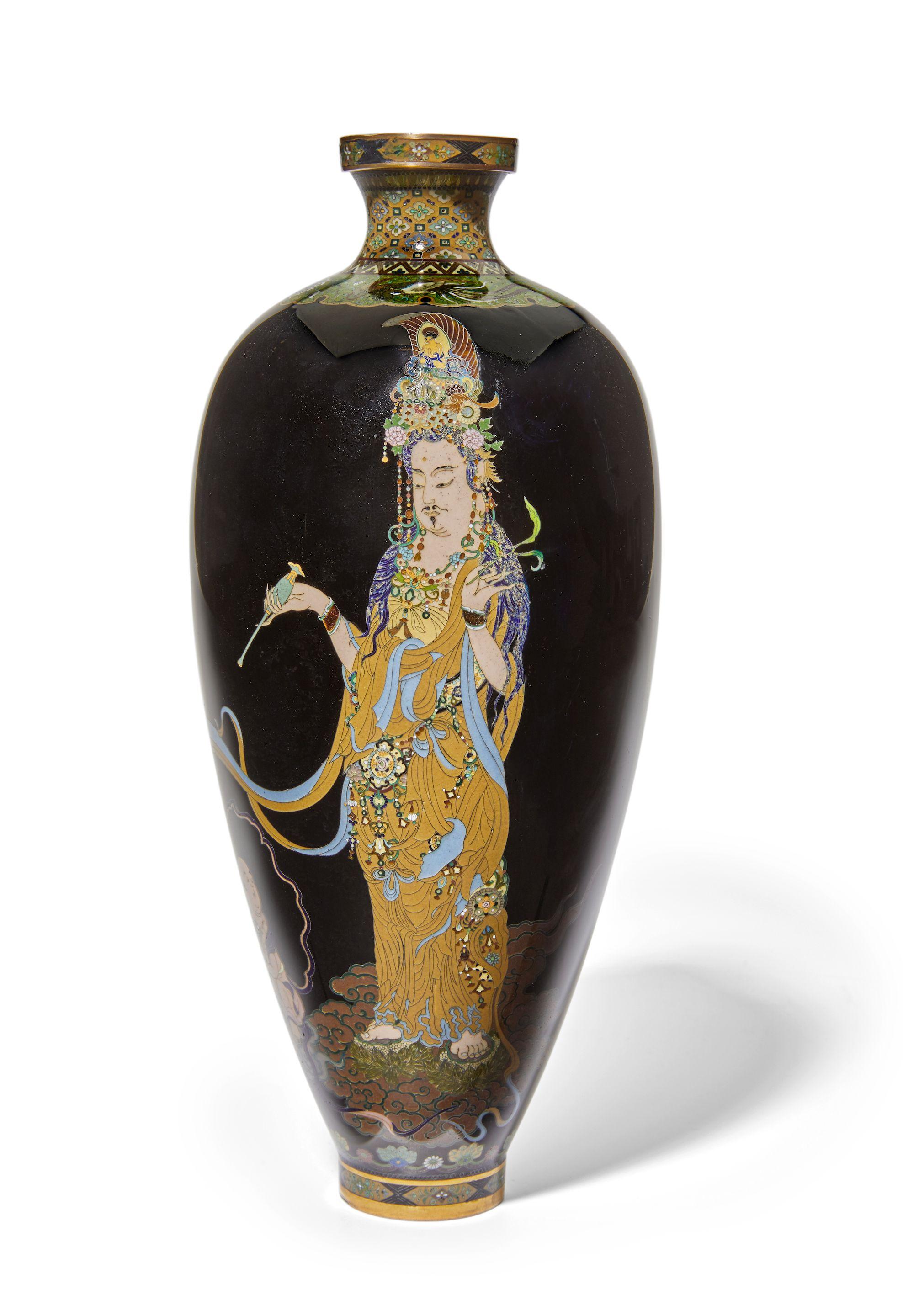 Namikawa Yasuyuki - A cloisonné-enamel vase