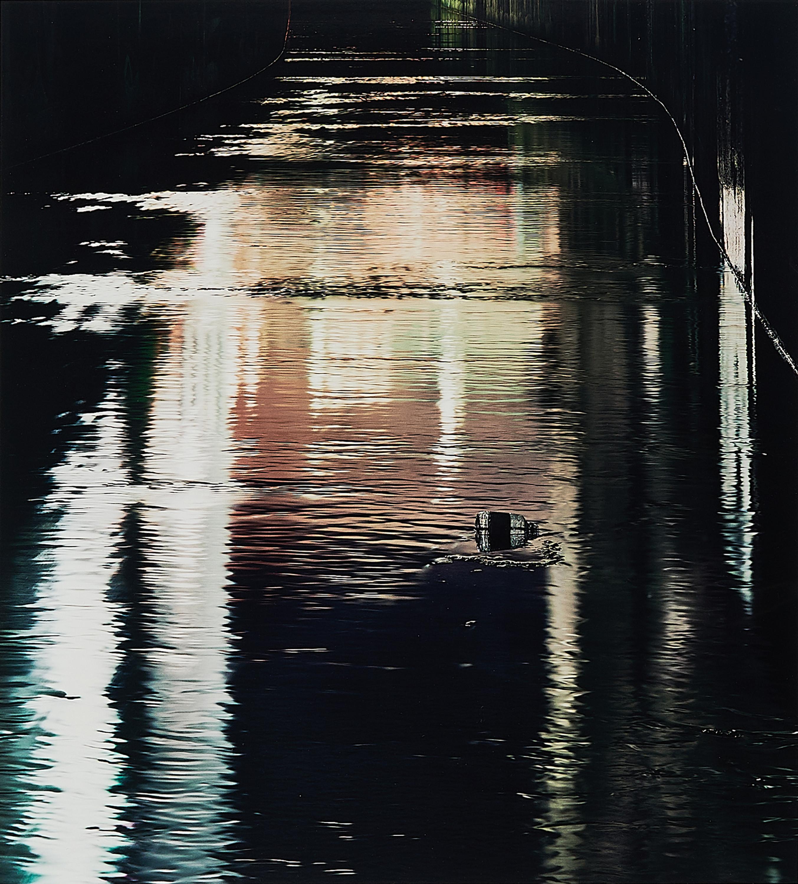 Naoya Hatakeyama - Shadow #015 (Aus: River Series).