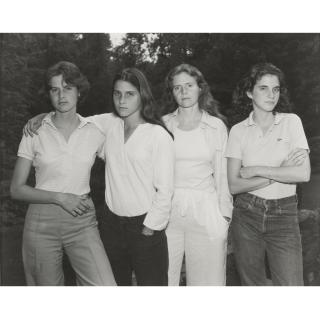 Nicholas Nixon - \'Heather Brown Mccann, Mimi Brown, Bebe Brown Nixon, Laurie Brown, New Canaan, Conn.\' (The Brown Sisters)