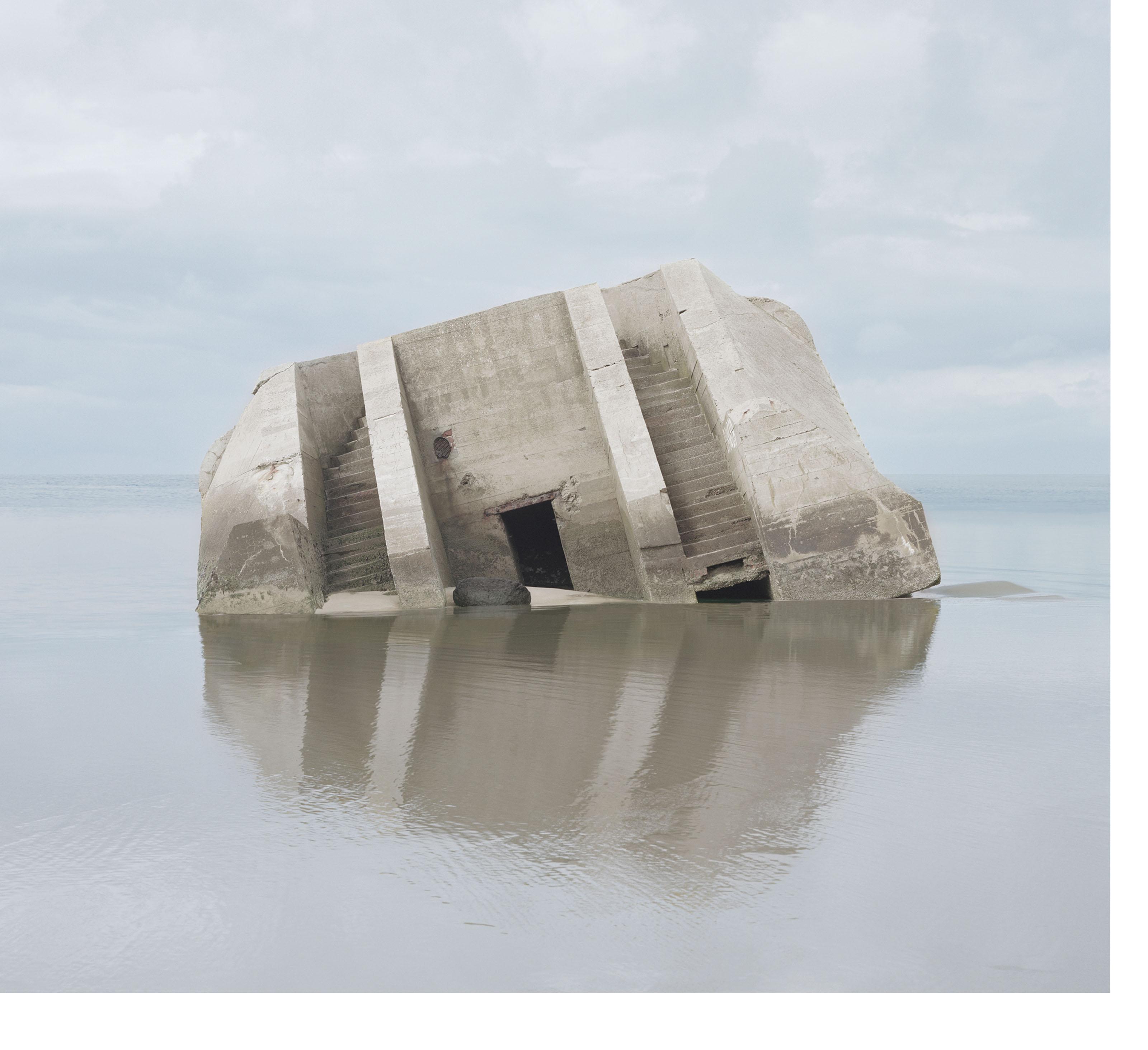 Noémie Goudal - Combat (from the series Haven Her Body Was)