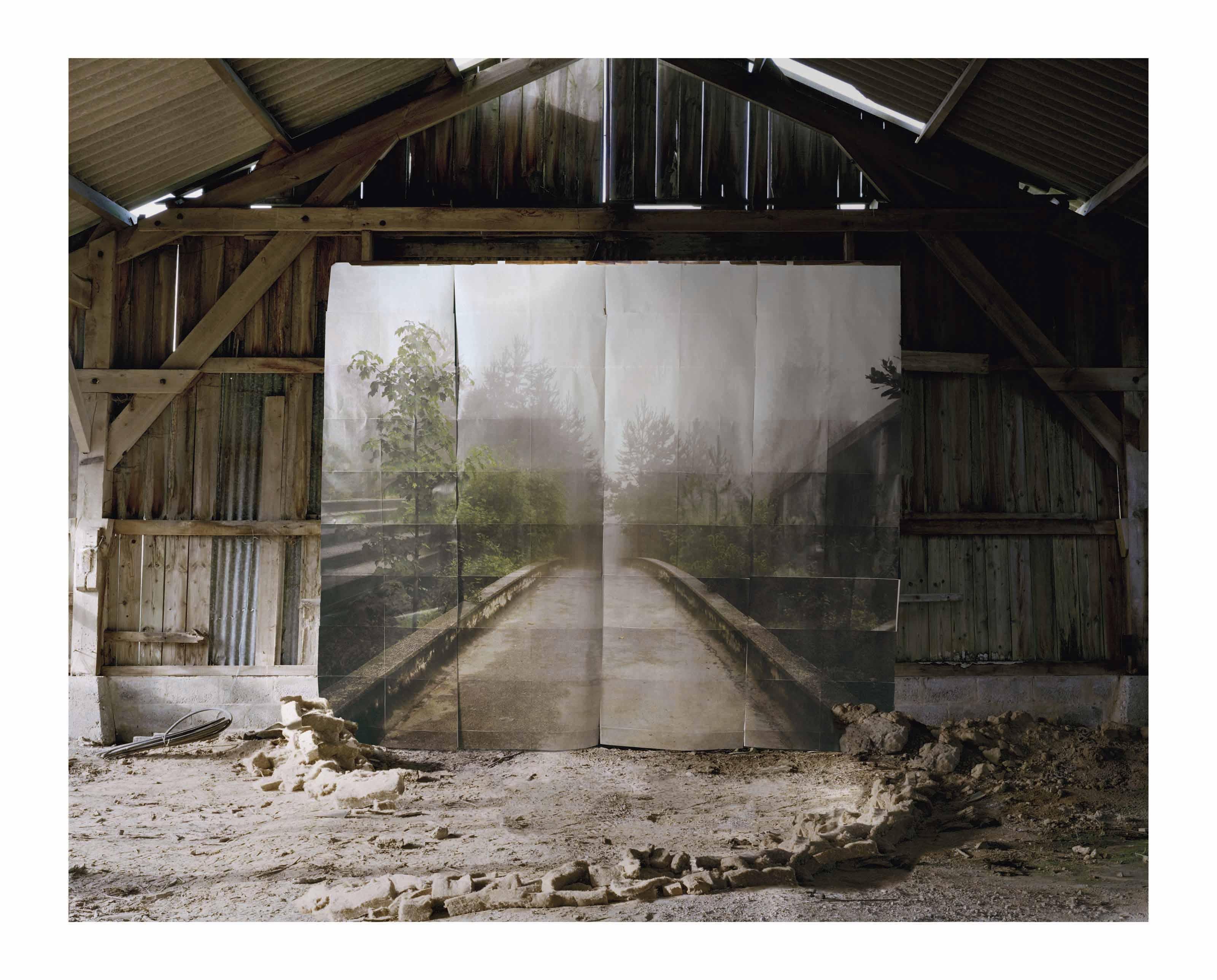 Noémie Goudal - Les Amants (Promenade) (The Lovers (Promenade))