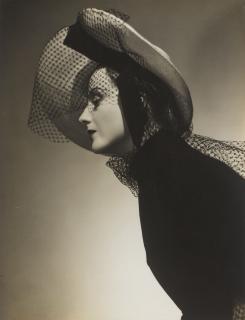 Norman Parkinson - Harrod\'s Hat Shop Advertisement, 1938