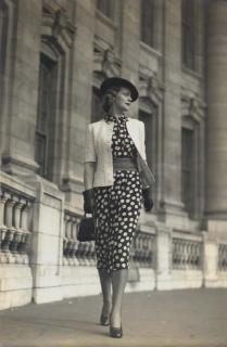 Norman Parkinson - Polka Dot Fashion Near Admiralty Arch, Circa 1938; And Wenda In A Hardy Amies Suit Near Rotten Row, Hyde Park Corner, 1951