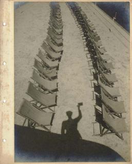Norman Parkinson - Self-Portrait with Deck Chairs, 1938